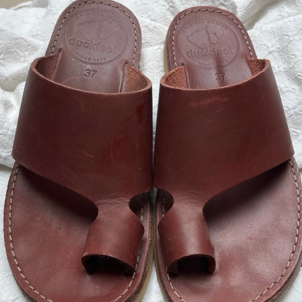 Duckfeet Women's Brown Leather Sandals